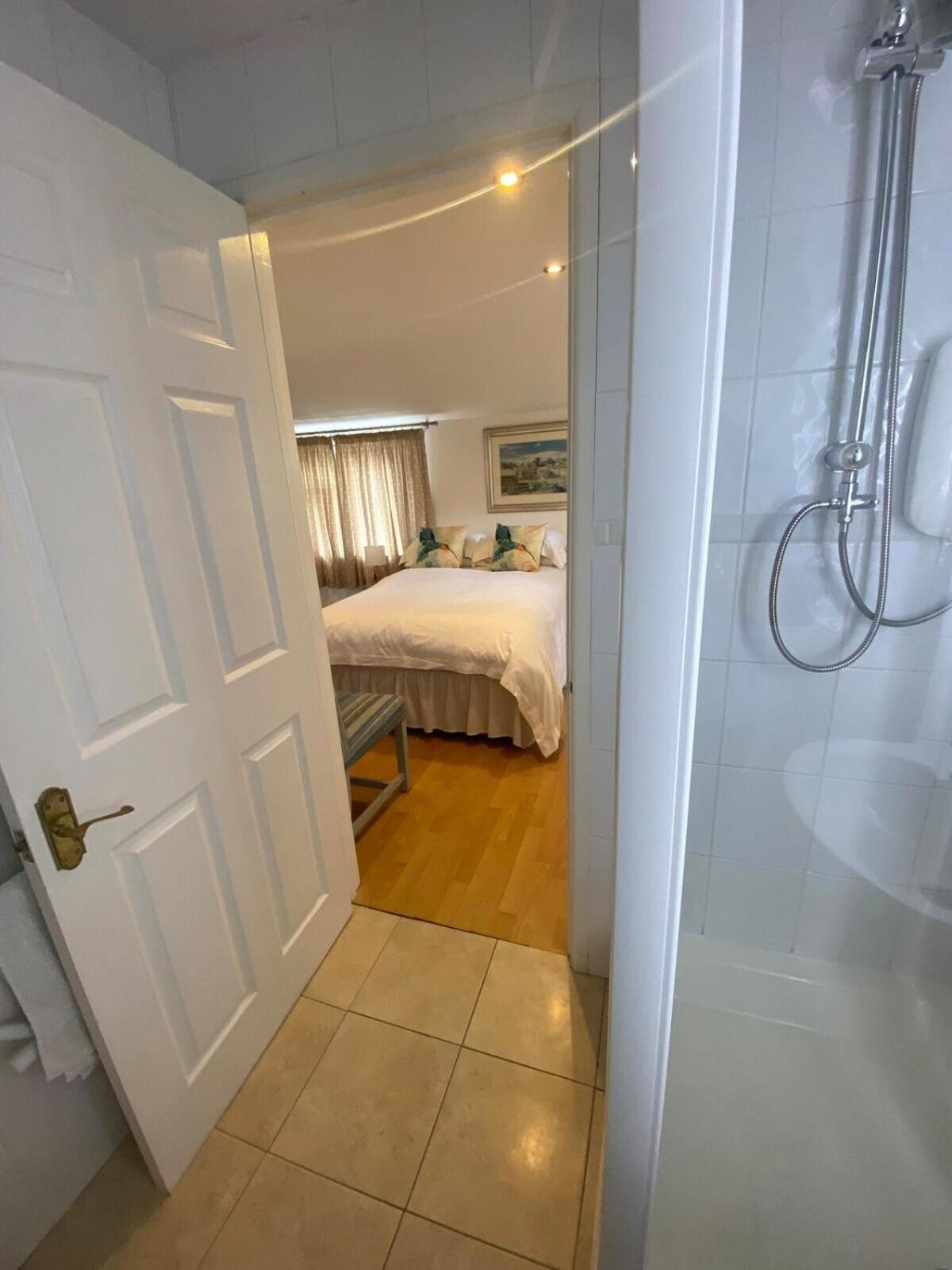 Private Entry Guesthouse Hideaway Hordle المظهر الخارجي الصورة